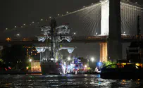 Mexican Navy ship collides with Brooklyn Bridge