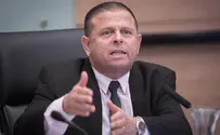 איתן כבל נגד ברק: "אשם בשלטון נתניהו"