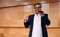 אות הוקרה הוענק לזמר ציון גולן