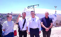 שר החוץ במקום הפיגוע: לא למדינה פלסטינית