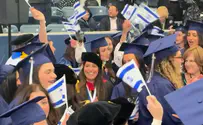 Stefanik dances to Jewish and Israeli music with YU graduates