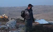 Силовики окружили Ор-Меир. Житель забаррикадировался в доме