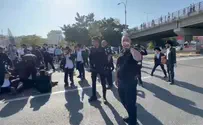 חרדים חוסמים את כביש 4 במחאה על מעצר עריק