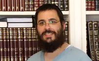 החלוק, המדים והספודיק