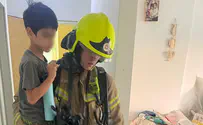 Rescue workers remove injured from rubble in Be'er Sheva