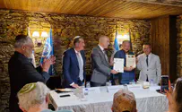 Yoni Netanyahu honored for heroic role in Entebbe rescue
