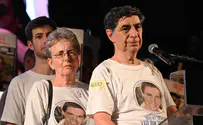 Simcha Goldin at Hostages Square: We do not despair