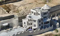 Regavim files petition to demolish illegal Palestinian structure