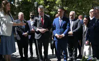 Gideon Sa'ar honors Chișinău Ghetto victims in Moldova ceremony