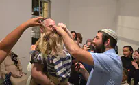 Thousands celebrate haircutting ceremony at Joseph's Tomb