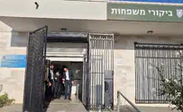 Who allowed haredi rabbis to visit jailed draft dodgers?