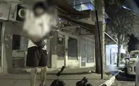 תיעוד: פרצו לרכב בגבעתיים וגנבו אקדח