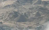 Watch: Terrorists exit tunnel, one is eliminated