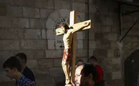 Jewish tourists filmed replacing cross with Star of David