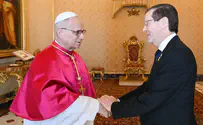 Vatican Media Herzog urges Pope to intensify fight against antisemitism