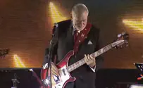 Huckabee rocks the stage at Embassy’s celebration