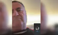 Katz answered a video call - Hackers filmed and shared it
