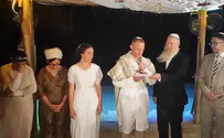 דביר שנרב שר "לשמוע אל הרנה" בחופתו