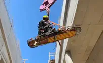 חילוץ פועל שנפל מגובה באתר בנייה