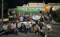 Record 43 fathers & sons bring Thanksgiving to Israeli kids