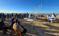 הר חברון: הדלקת נר שמיני בנקודת ההתיישבות החדשה