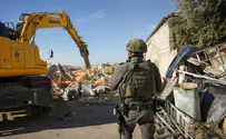Hundreds of officers raid northern Jerusalem village