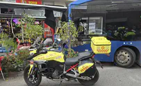 Ramat Gan: 10 injured after bus drives into store, one critical