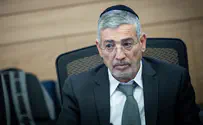 מאבק על שכר הרבנים