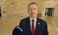 ערוץ 7 Секретарь правительства резко критикует юридического советника