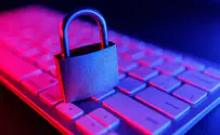 צילום: istock ClarityCheck for Safer Digital Communication: Verify Contacts & Improve Online Trust