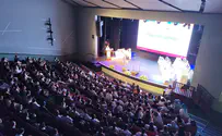 צילום: באדיבות המצלם הנערות החרדיות הפגינו בקיאות