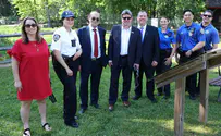 Mendy Mirocznik Israeli Consul holds historic tour of Staten Island