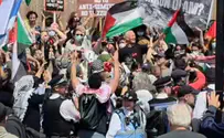 Arutz Sheva Clashes between Israel supporters and pro-Palestinians