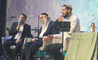 סמוטריץ' שר "ויהי נועם" עם הרב שפירא