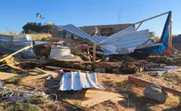 Security forces demolish homes in Beit Anot