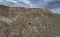 Where did the Dead Sea Scrolls come from?