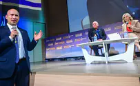 Дана Вайс удивила Беннета неожиданным вопросом