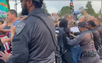 Orna Kuperman Police and protesters clash near Knesset