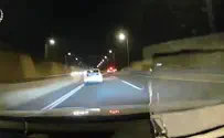 צילום: דוברות המשטרה תיעוד: פלסטיני השתולל בכביש - ונעצר