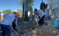 Herzl’s grandparents to be reburied in Israel after 77 years