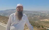 Father of slain hero delivers powerful message from attack site