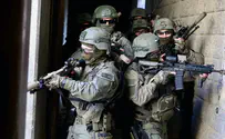 צילום: משטרת ישראל המסתערבים הפתיעו את המחבל במיטה