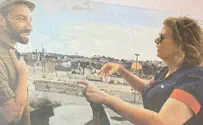 צילום: מתוך הסרט. ב'גלריה' הבין לאן זה הולך - וקם באמצע