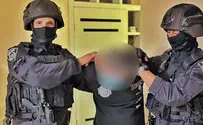 מעצר לילי | אקדח גלוק ומחסניות בחדר השינה