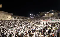 Hostage survivors join prayer at the Western Wall