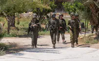 Terrorist tries to grab soldier’s weapon