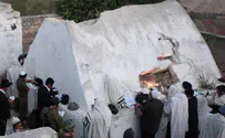 Yaakov Nahomi/Flash90 IDF to punish soldier who prayed at Eleazar’s Tomb