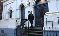 Islamic preacher calls for taking up arms against Jews