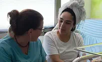 קים פגשה את המיילדת: "את מלאך"