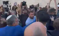 צילום: דוברות תיעוד | בן גביר התעמת עם תומכי בל"ד מחוץ לבית המשפט העליון